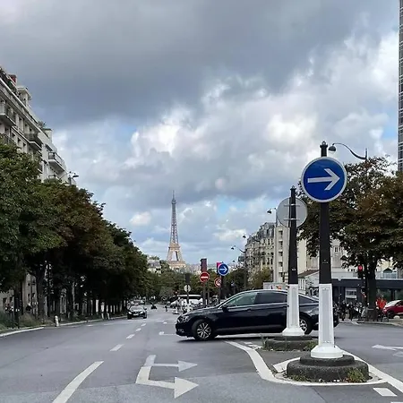 Sur Les Hauteurs De Montparnasse Apartmán *